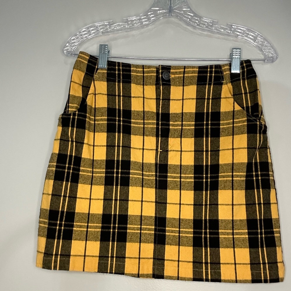 Hollister Black Yellow Plaid Women’s Mini Skirt